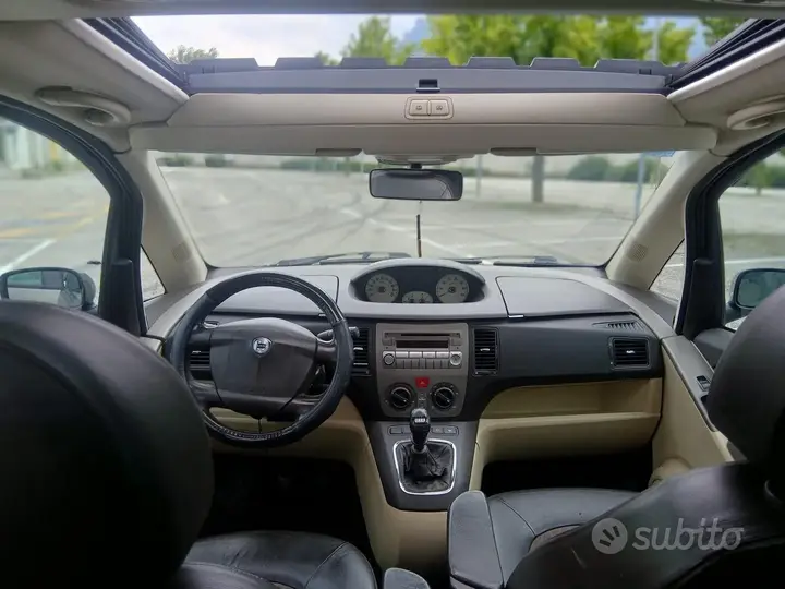 Lancia Musa 2006 photo 2