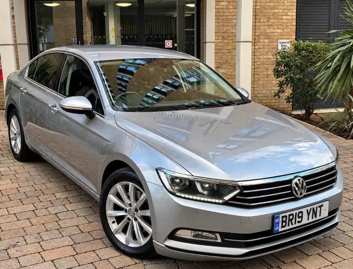 Volkswagen Passat 2019 photo 5