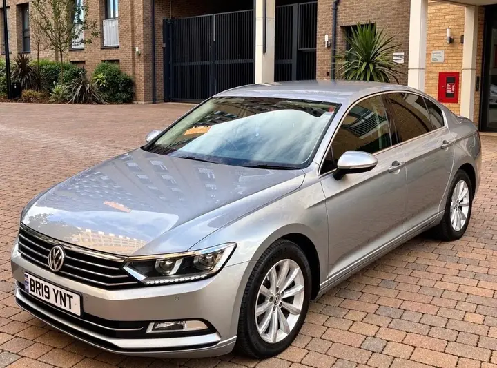 Volkswagen Passat 2019 photo 4