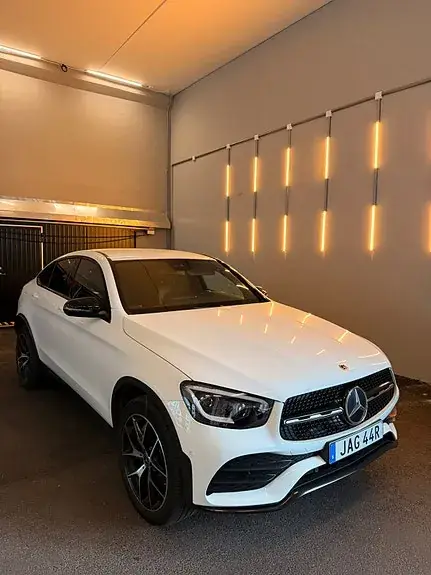 Mercedes-Benz Glc300 E