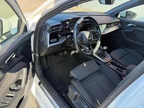 Audi A3 2023 photo 3