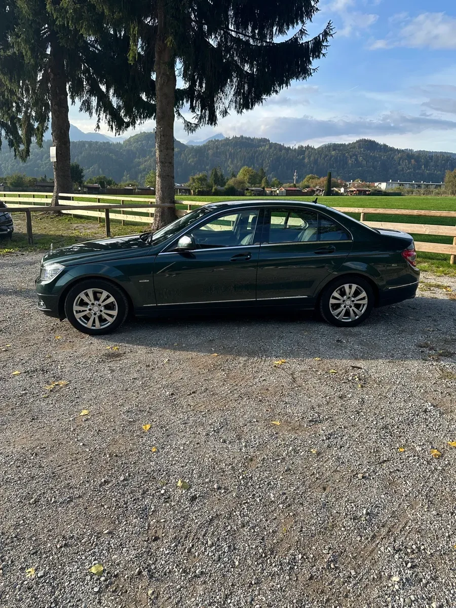 Mercedes-Benz C-Class 2007 photo 2