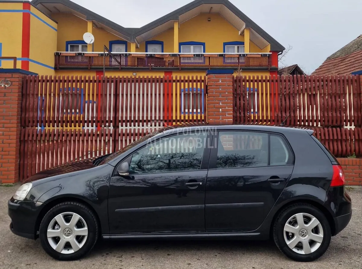 Volkswagen Golf 2006 photo 2