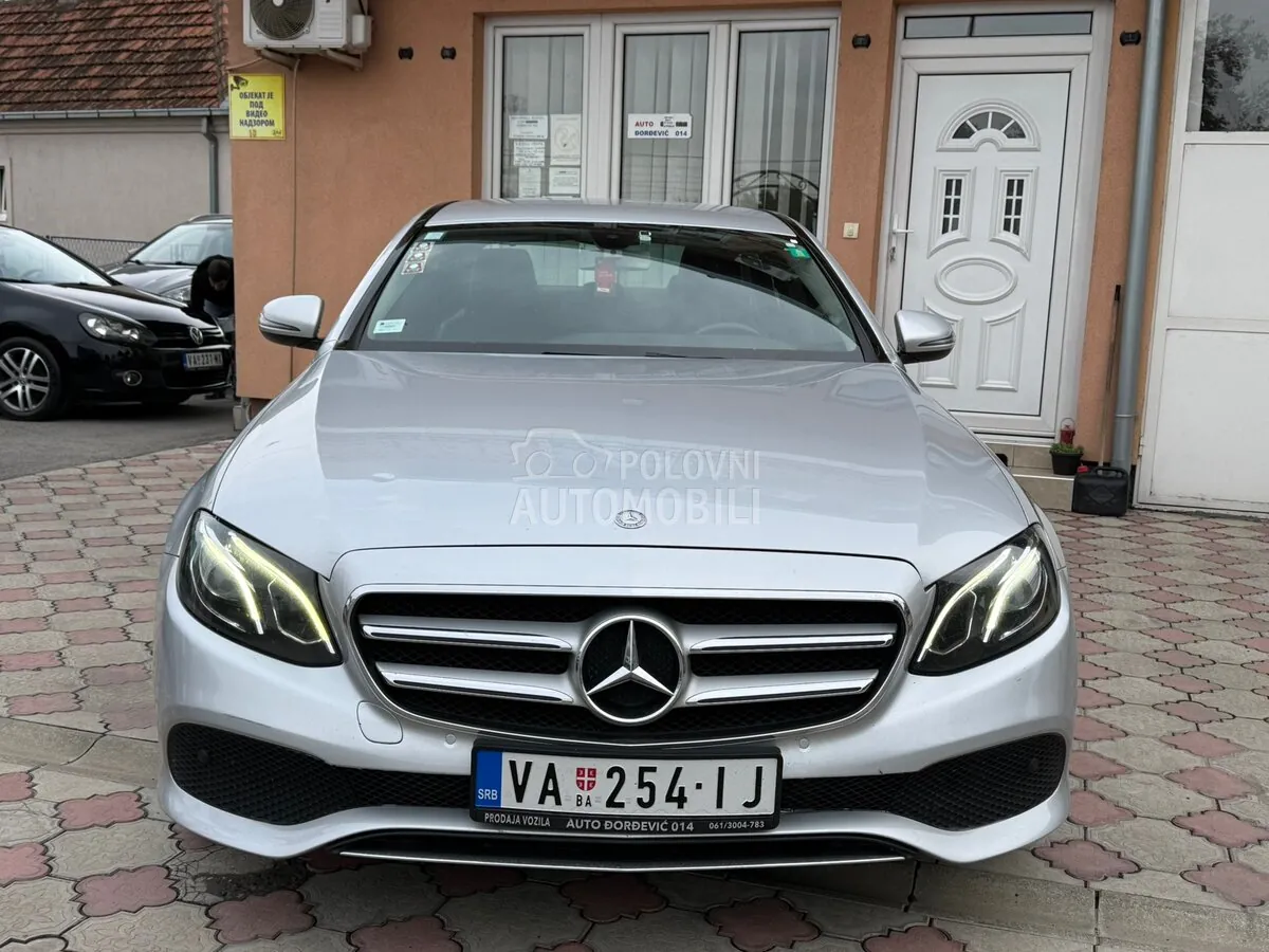 Mercedes-Benz E 220 2016 photo 2