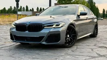 BMW 530E