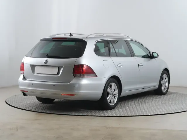 Volkswagen Golf Variant 2011 photo 4