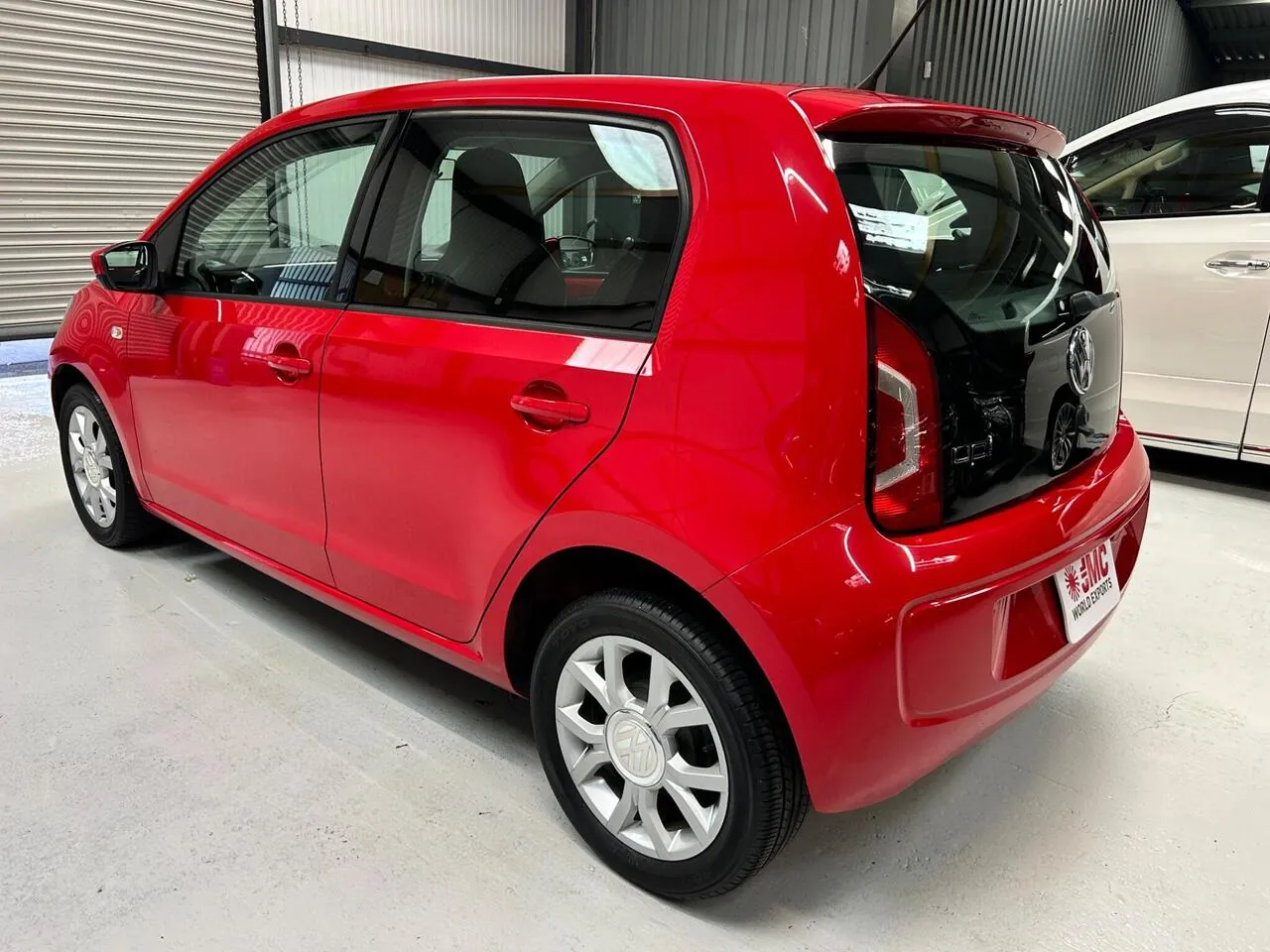 Volkswagen Up 2015 photo 5