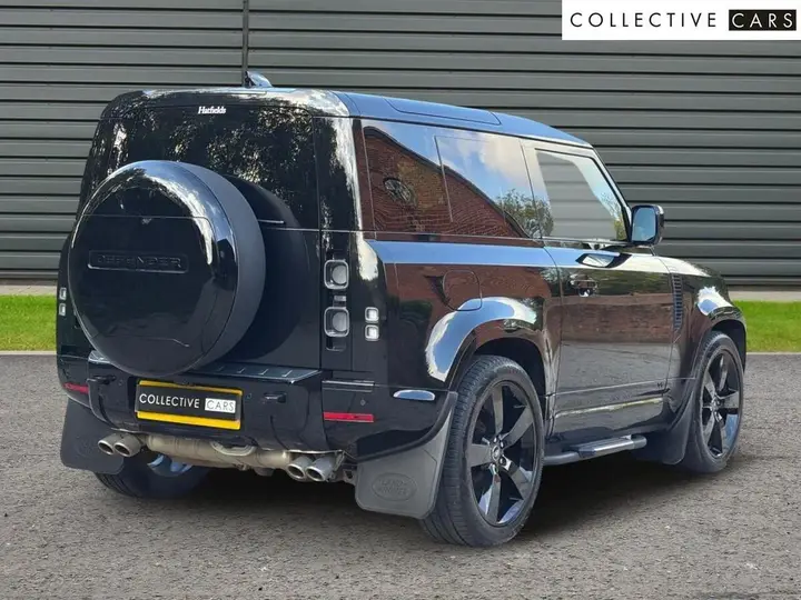 Land Rover Defender 90 2025 photo 3