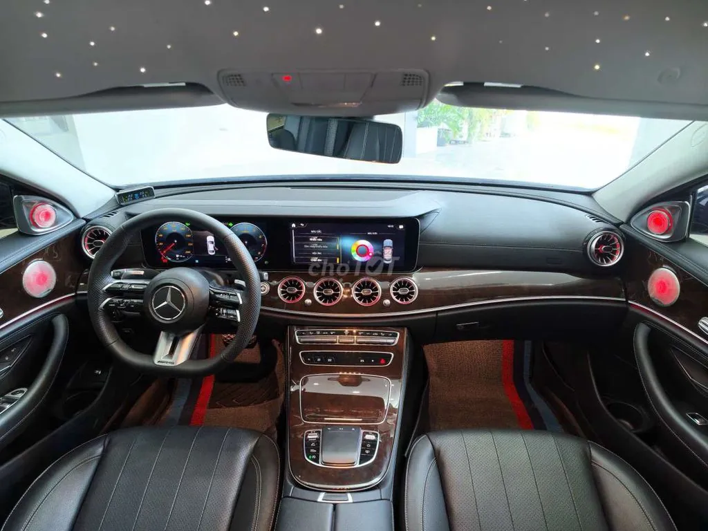 Mercedes-Benz E-Class 2022 photo 5