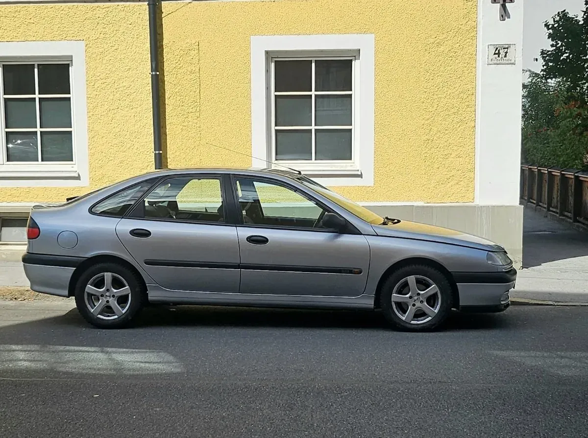 Renault Laguna
