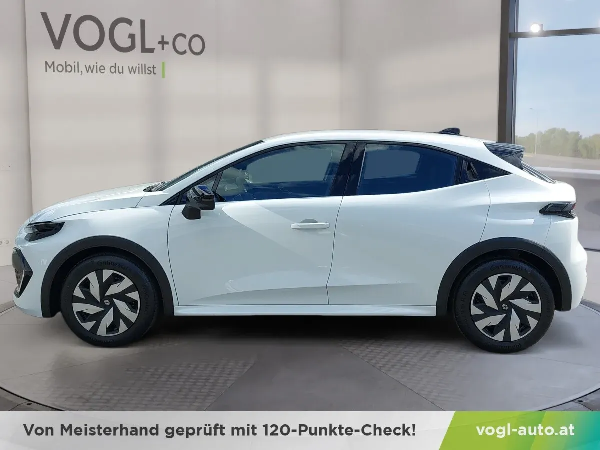 Renault Clio photo 2