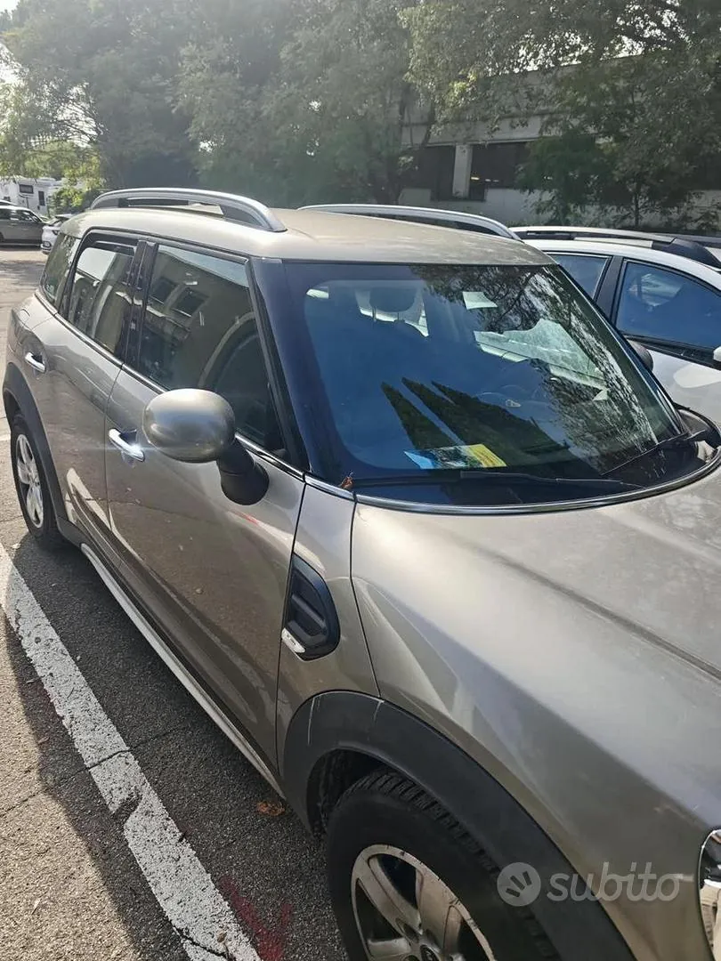 Mini Mini Countryman 2019 photo 2