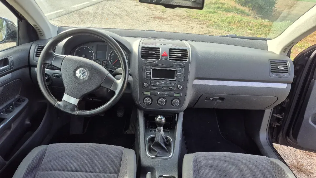 Volkswagen Golf 2007 photo 2