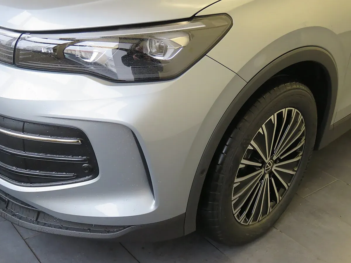 Volkswagen Tiguan 2026 photo 2
