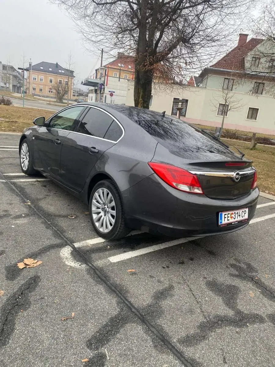 Opel Insignia 2010 photo 3