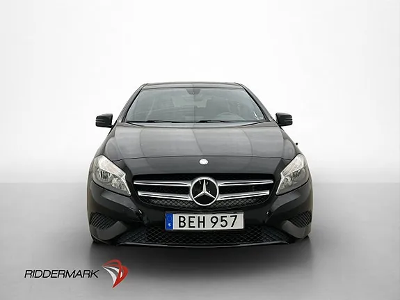 Mercedes-Benz A180 2015 photo 2
