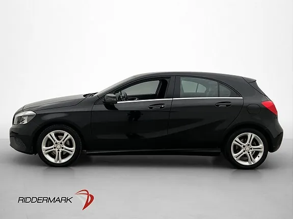 Mercedes-Benz A180 2015 photo 4
