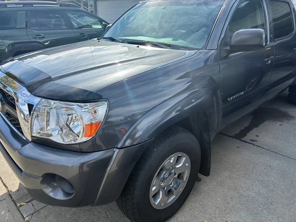 Toyota Tacoma 2011 photo 3