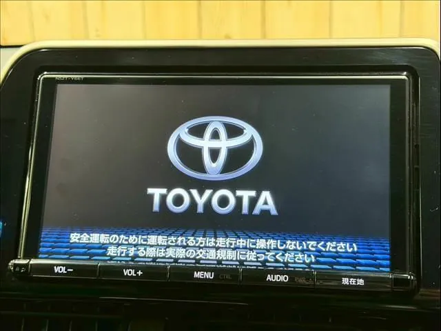 Toyota Ch-R G Le-D 2018 photo 3