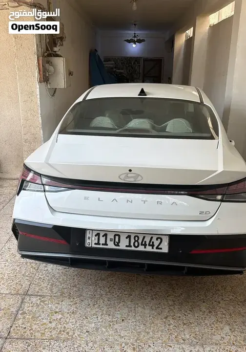 Hyundai Elantra 2025 photo 4