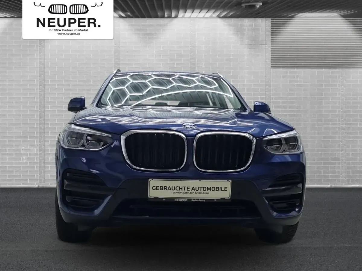 BMW X3 2018 photo 2