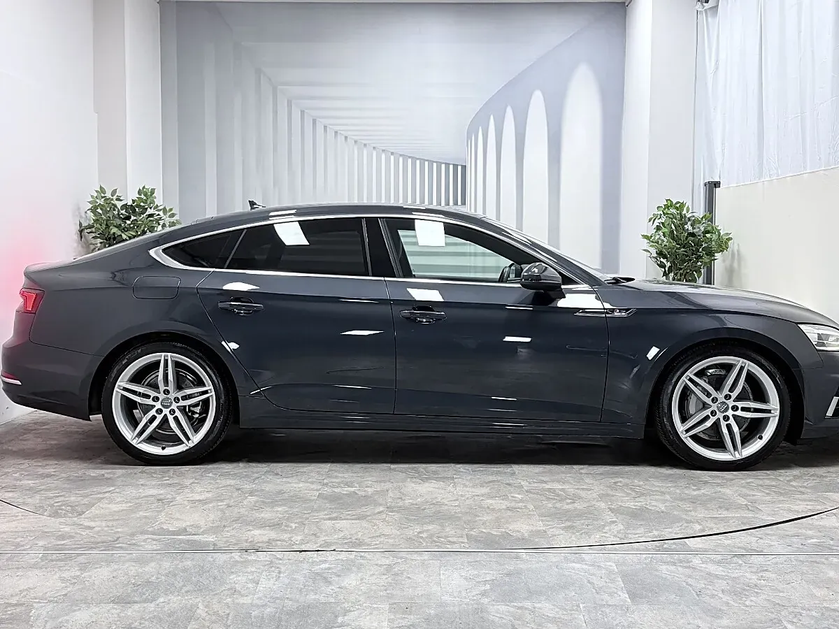 Audi A5 2018 photo 3