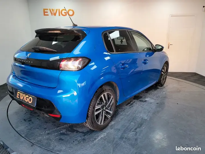 Peugeot 208 2019 photo 2