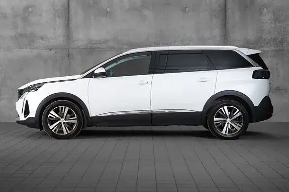 Peugeot 5008 2021 photo 3