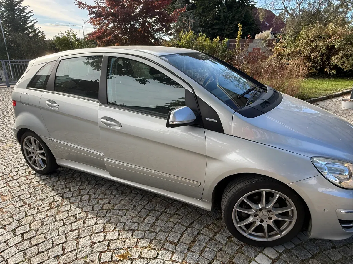 Mercedes-Benz B-Class