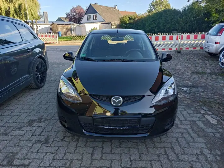 Mazda 2 2009 photo 5