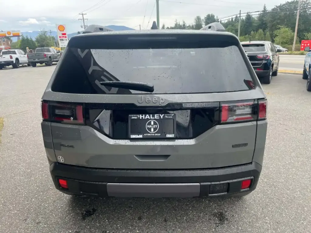 Jeep Cherokee 2026 photo 4