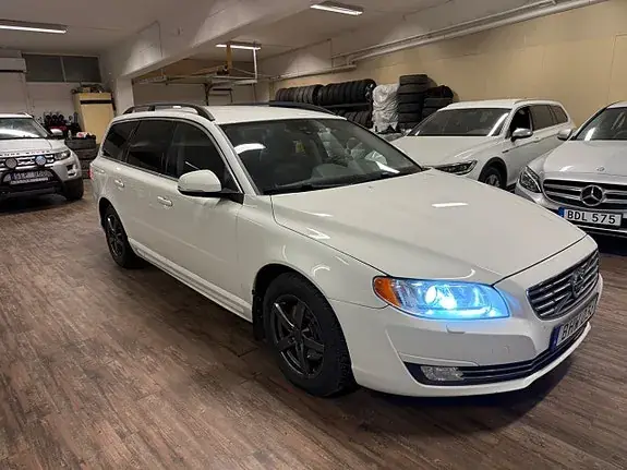 Volvo V70 2014 photo 4