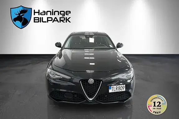 Alfa Romeo Giulia 2018 photo 3