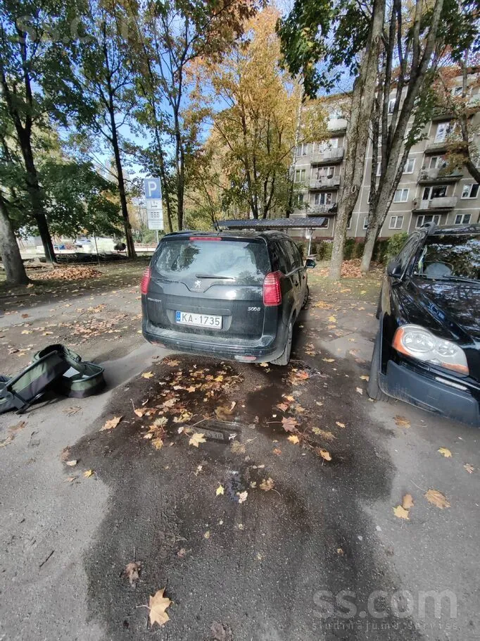 Peugeot 5008 2011 photo 3