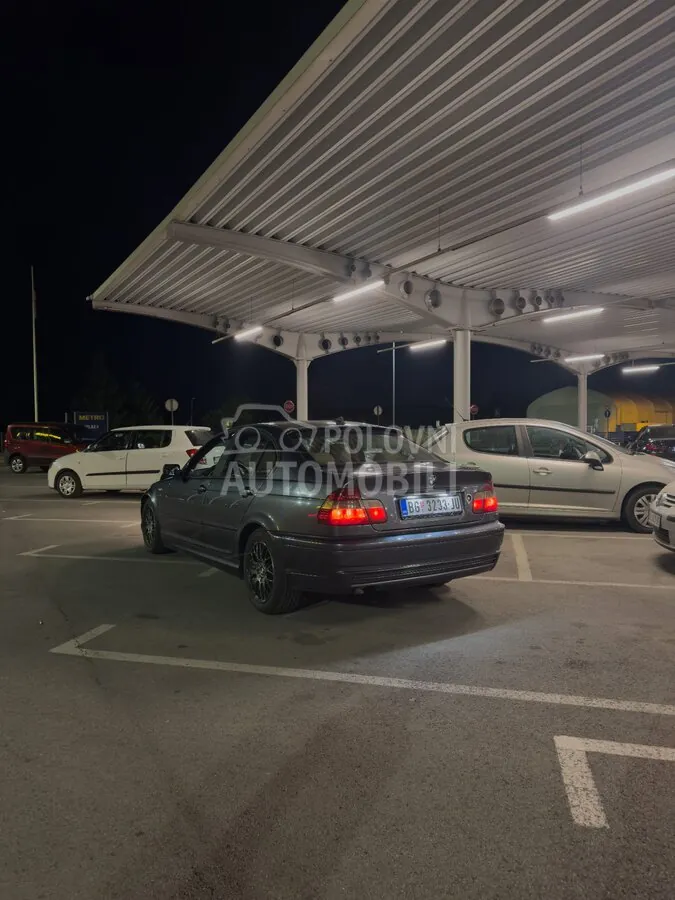 BMW 318 2002 photo 4