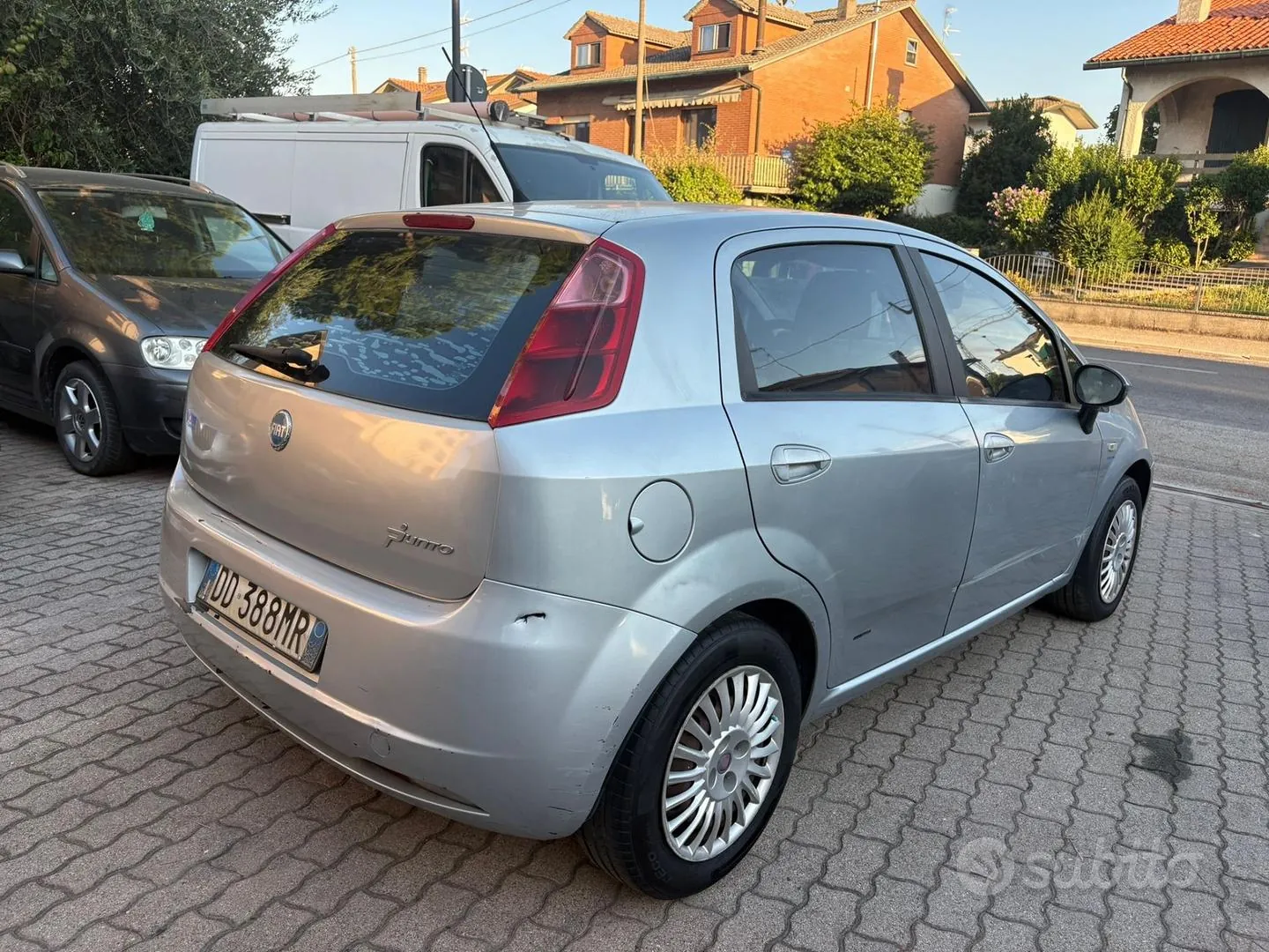 Fiat Grande Punto 2006 photo 4