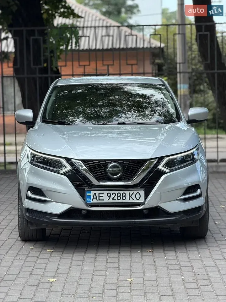 Nissan Rogue Sport 2020 photo 2