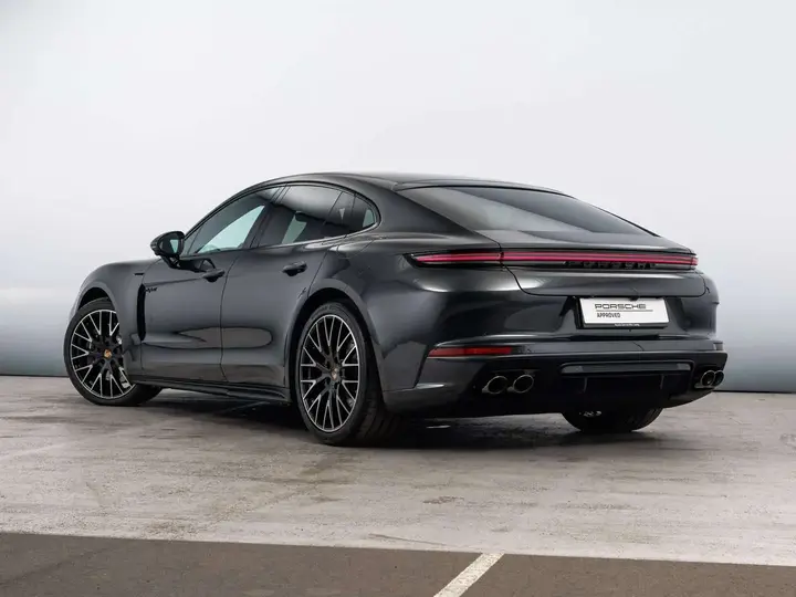 Porsche Panamera 2026 photo 3