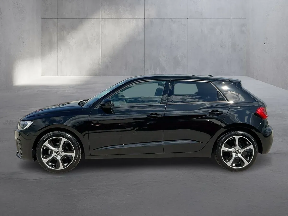 Audi A1 2026 photo 2