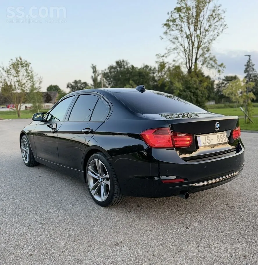BMW F30 2012 photo 5