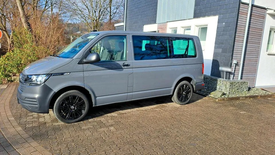 Volkswagen Caravelle