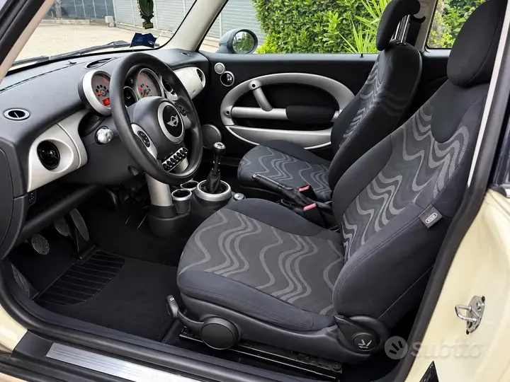 Mini Cooper 2003 photo 4