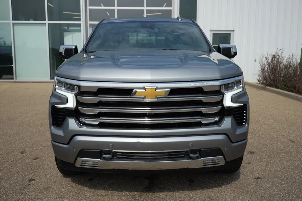 Chevrolet Silverado 1500 2025 photo 4