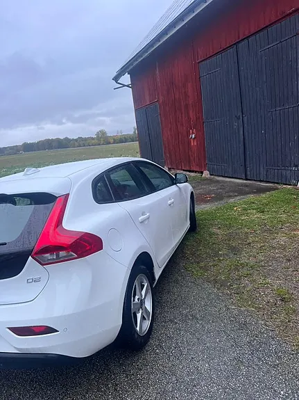Volvo V40 2014 photo 4