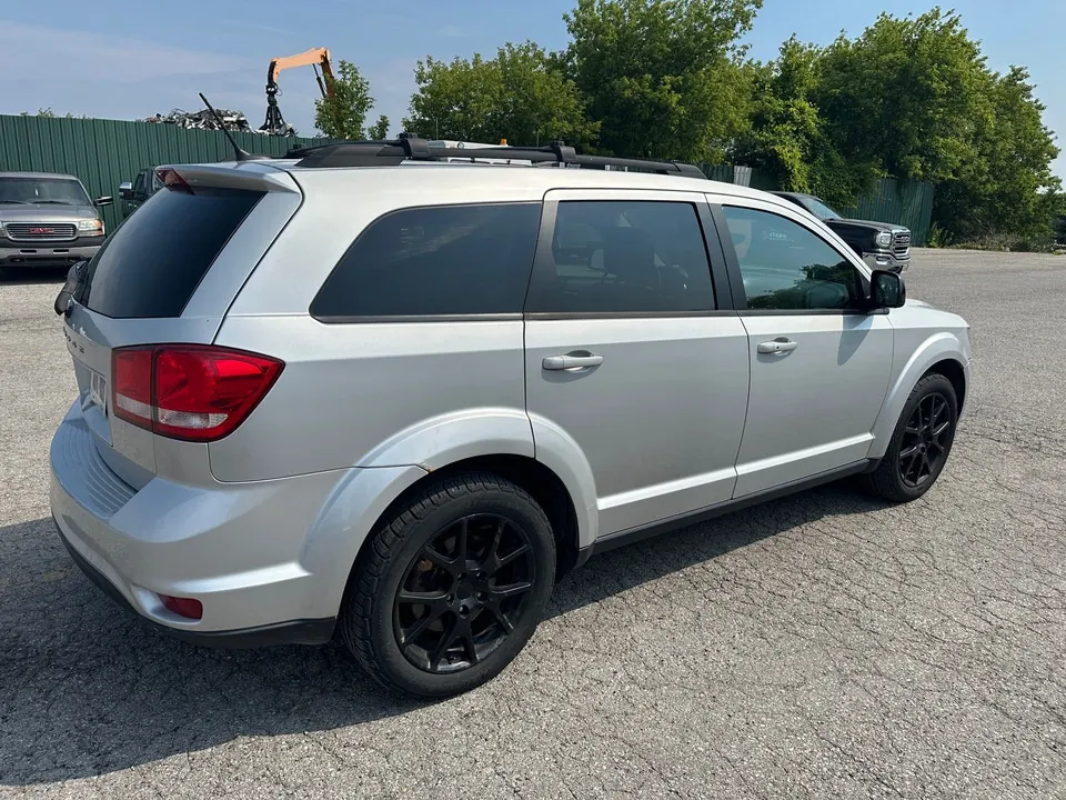 Dodge Journey 2014 photo 4