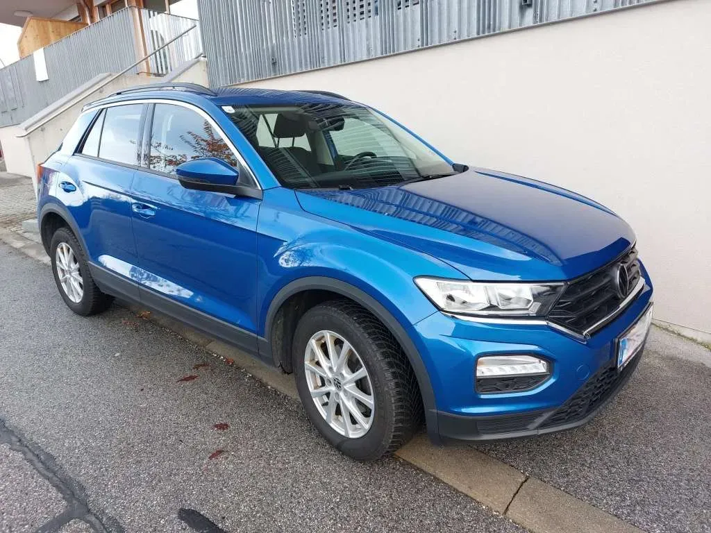 Volkswagen T-Roc 2021 photo 2