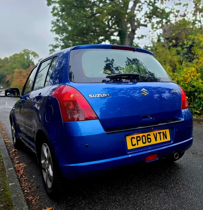 Suzuki Swift 2006 photo 5