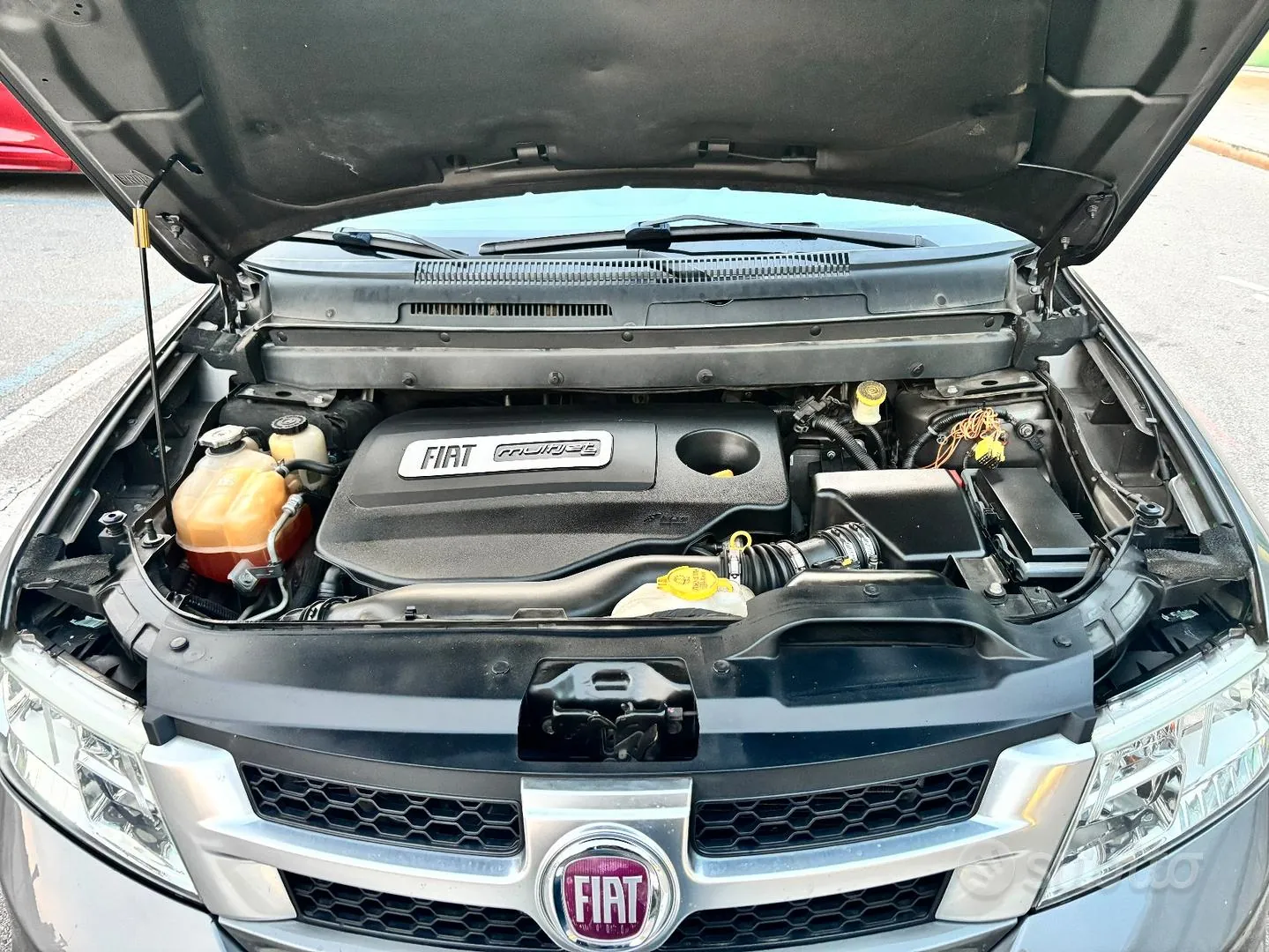 Fiat Freemont 2012 photo 2