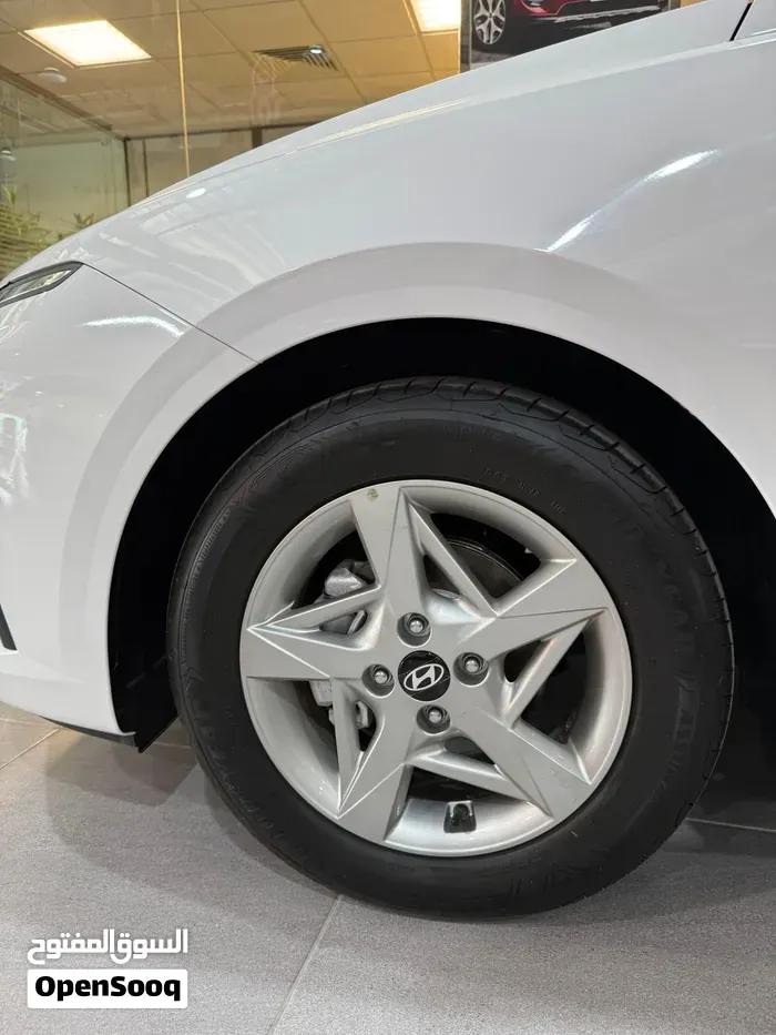 Hyundai Accent 2026 photo 3