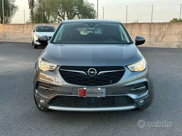 Opel Grandland X 2019 photo 2